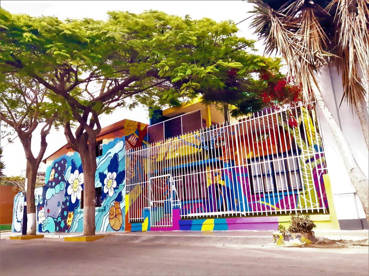Happy Tree Hostel Peru 利马 外观 照片